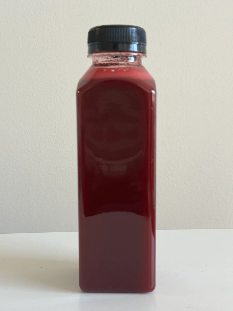 8 Oz Cold Pressed Apple Beetroot Carrot Juice